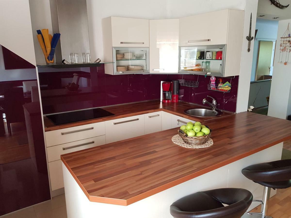 A&T Apartment Запрешич Экстерьер фото